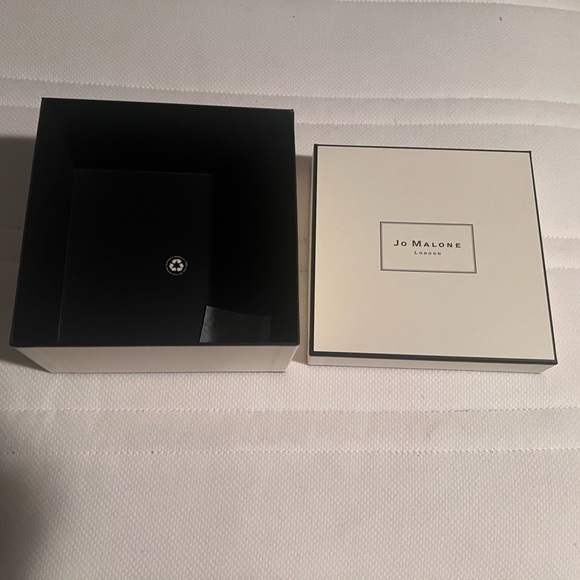 Jo Malone London empty Box - Picture 1 of 3